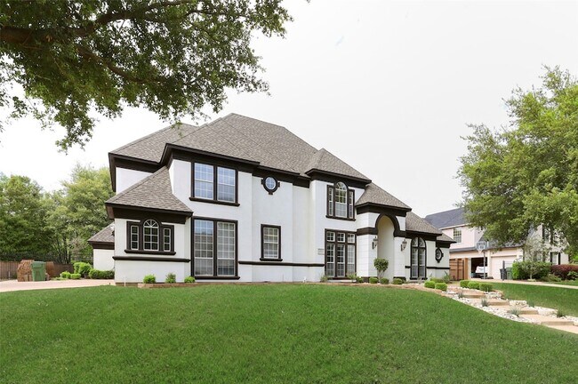Building Photo - 914 Edgemeer Ln