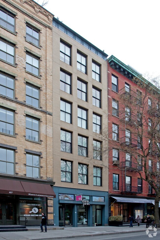 Primary Photo - 455 W Broadway
