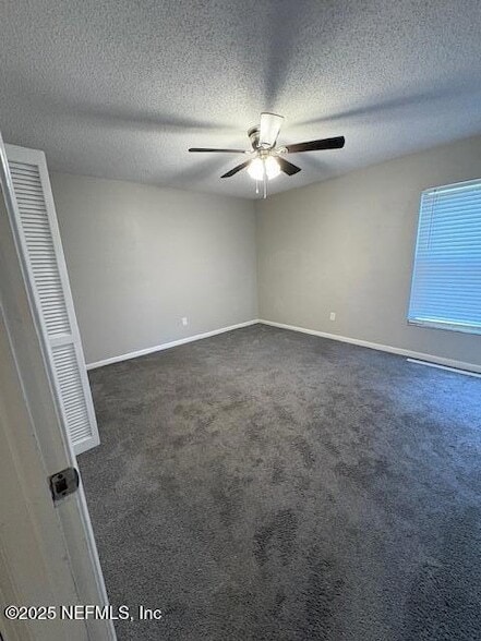 Foto del edificio - 8530 Colony Pine Cir W