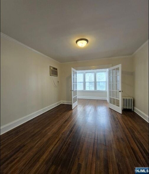 Building Photo - 103 Willow St
