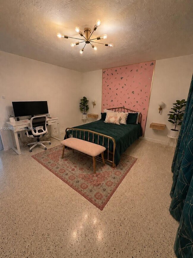 Foto del edificio - 40 Salamanca Ave