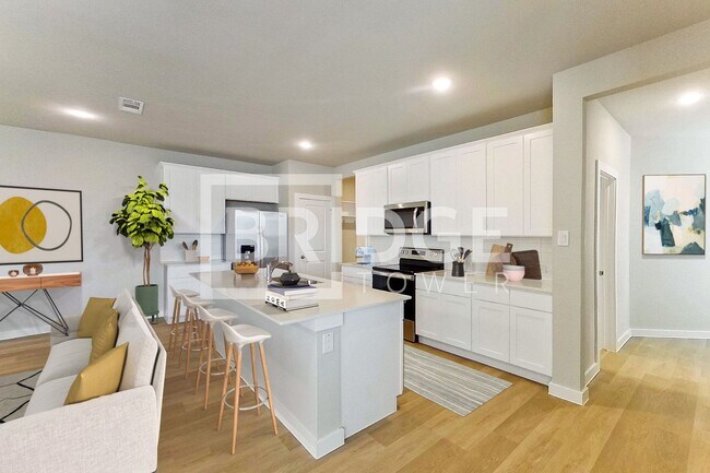 Building Photo - AMITY PLAN