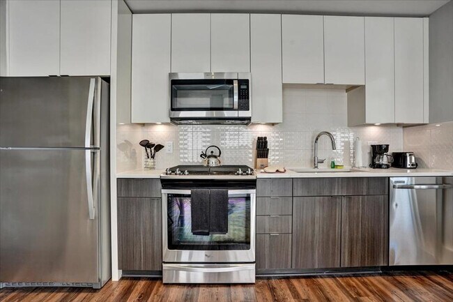 Foto del edificio - 606 1st Ave.