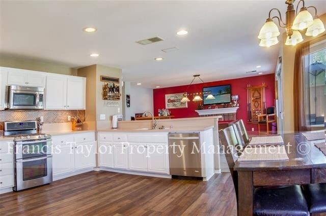 Building Photo - 4 br, 2.5 bath House - 360 La Purisma Way