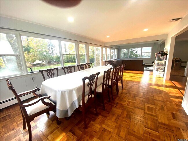 Foto del edificio - 60 Grist Mill Ln