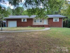 Building Photo - 1575 Simplicity Rd