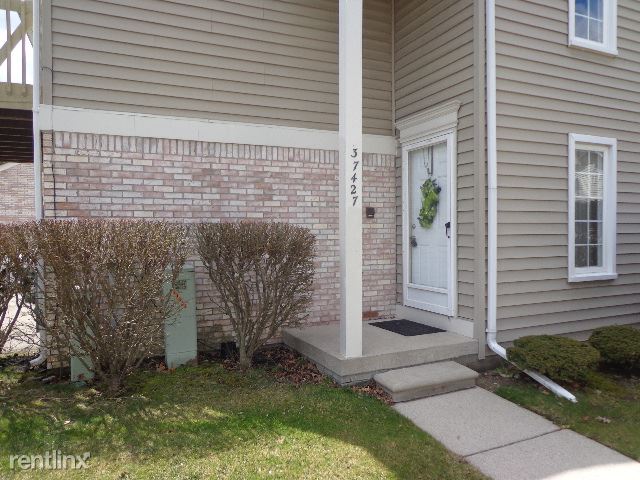 Building Photo - 37427 Stonegate Cir