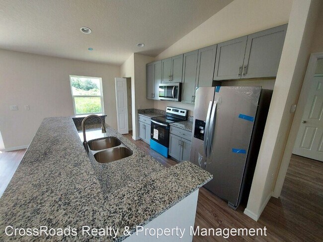 Foto del edificio - 3 br, 2 bath House - 4274 E MARYLAND ST