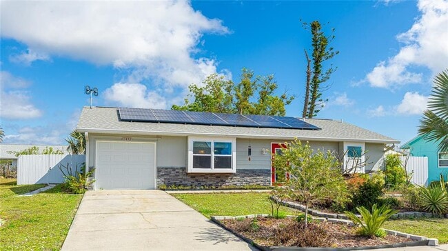 Foto del edificio - 13492 Dibella Ave