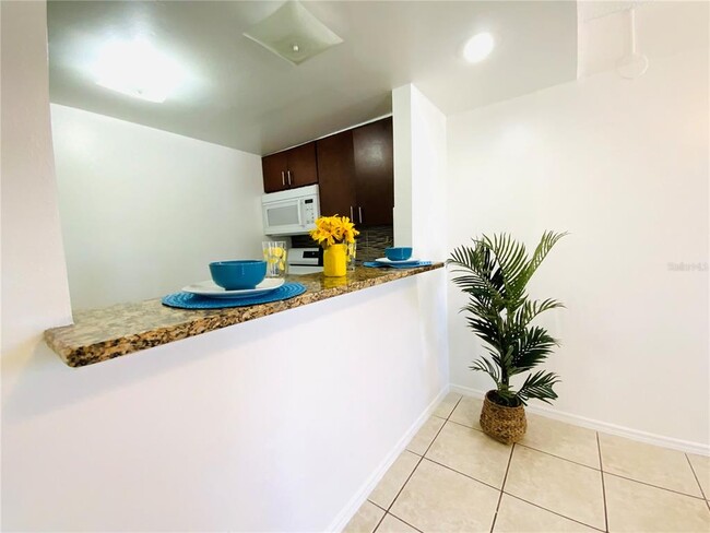 Foto del edificio - 7112 Waterside Dr