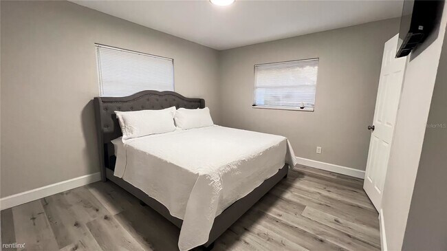 Building Photo - 4 br, 3 bath House - 2580 i 57Th Avenue N