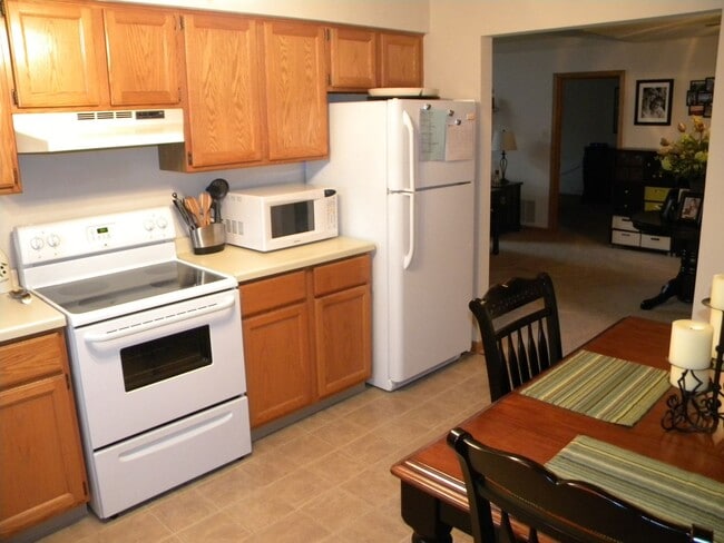 Building Photo - Nehemiah Properties-Building 3