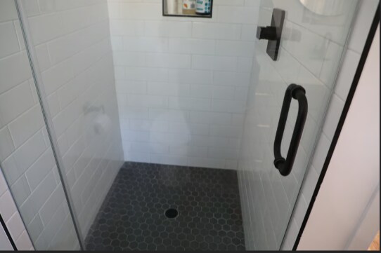 Foto del edificio - 3751 Hillcrest Dr