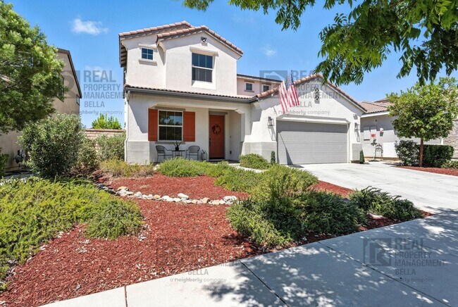 Building Photo - Beautiful 5-Bedroom Home in Audie Murphy R...