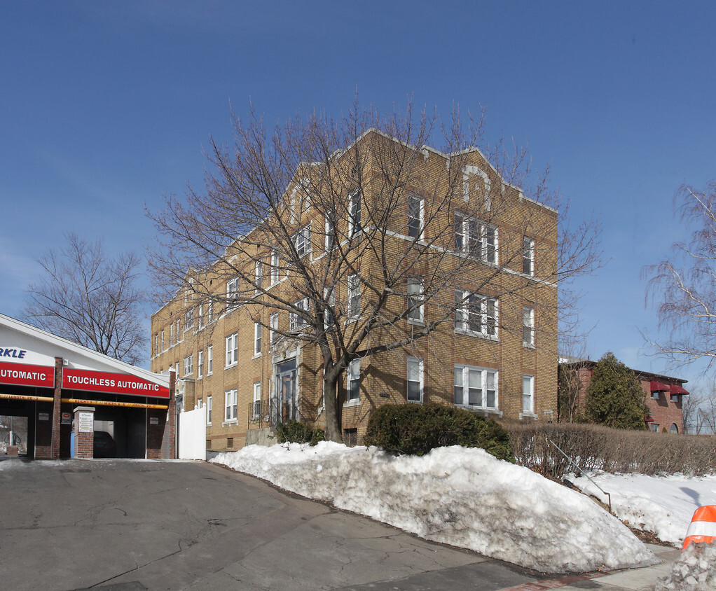 Primary Photo - 913 Wethersfield Ave