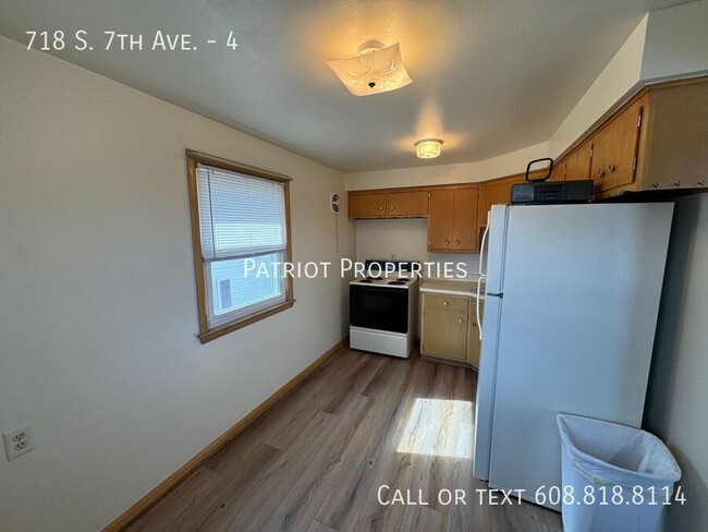 Foto del edificio - 2 Bedroom/ 1 Bathroom in West Bend, WI