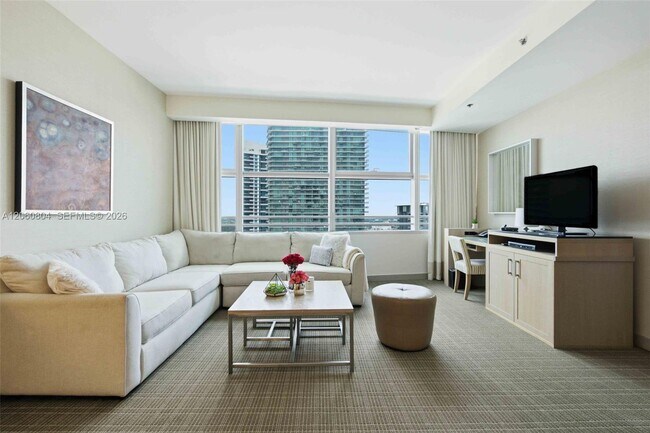 Building Photo - 1395 Brickell Ave
