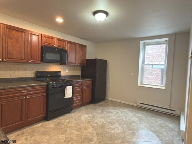 Foto del edificio - 39 Glenridge Ave