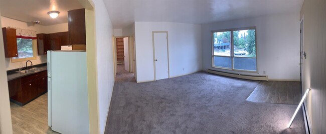 Building Photo - 2816 W 30th Ave