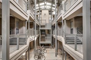 Foto del edificio - 1906 Robbins Pl