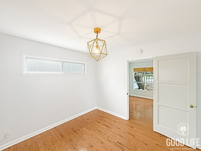 Foto del edificio - Marlborough Dr (Units 4519-4521)