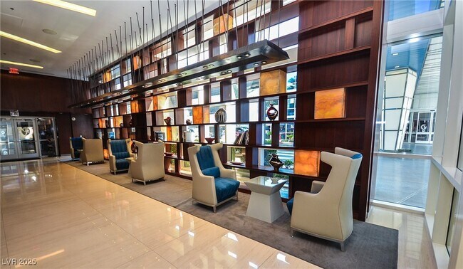 Foto del edificio - 4525 Dean Martin Dr