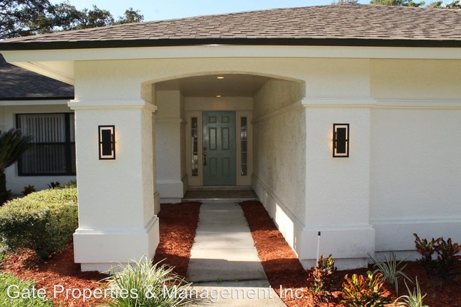 Building Photo - 4 br, 2 bath House - 668 Lamoka Ct.
