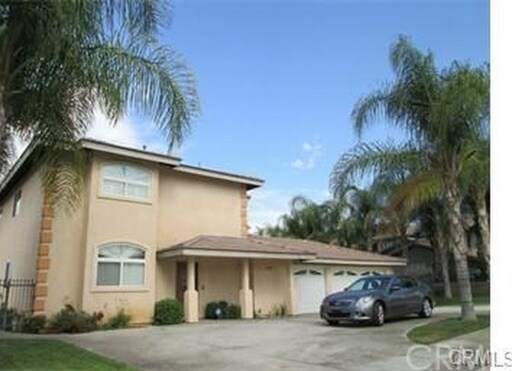 Primary Photo - 71 Terracina Blvd