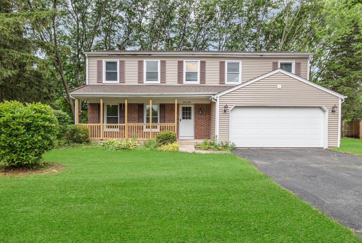 Foto principal - 30W274 Brighton Ct