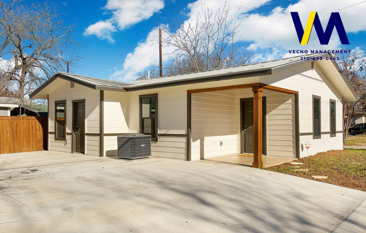 129 E Torrey St, New Braunfels, TX 78130 House Rental in New