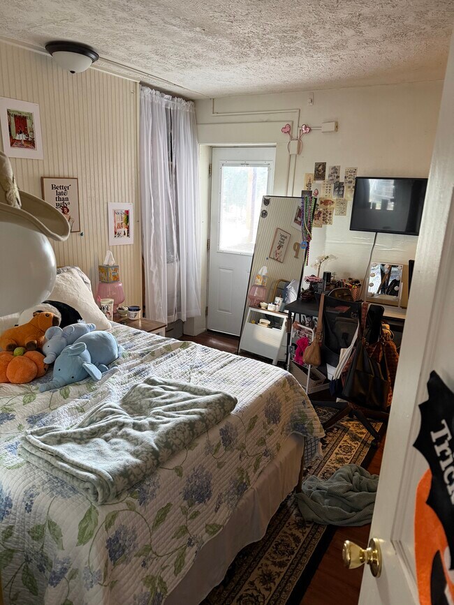 Foto del edificio - 728 Willey St