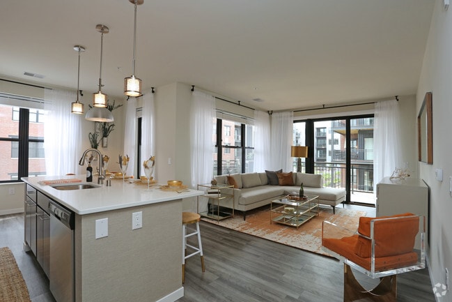 Interior Photo - Synergy at the Mayfair