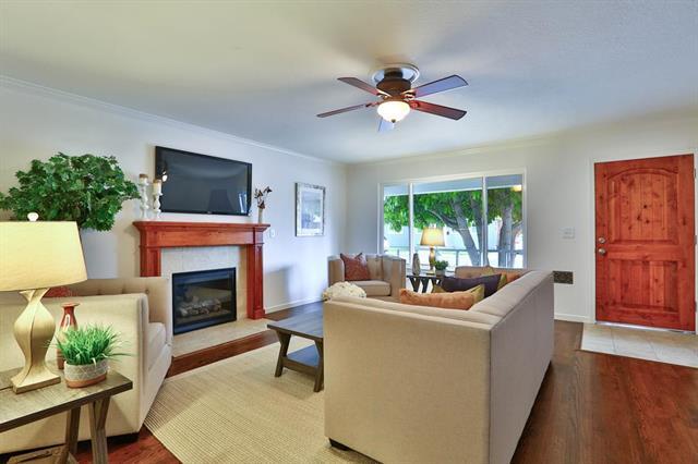 Building Photo - 580 Camino Dr