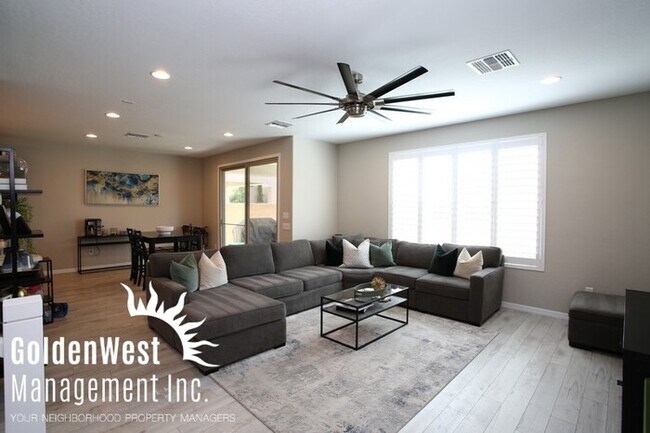 Building Photo - Fabulous 3Bdm 2.5Ba Home in Skye Canyon!