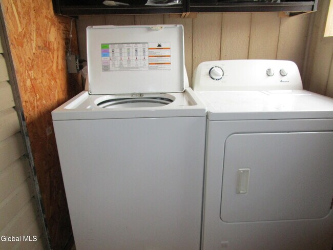 Foto del edificio - 1303 8th Ave