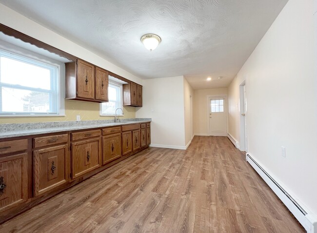 Building Photo - 47 Tremont St