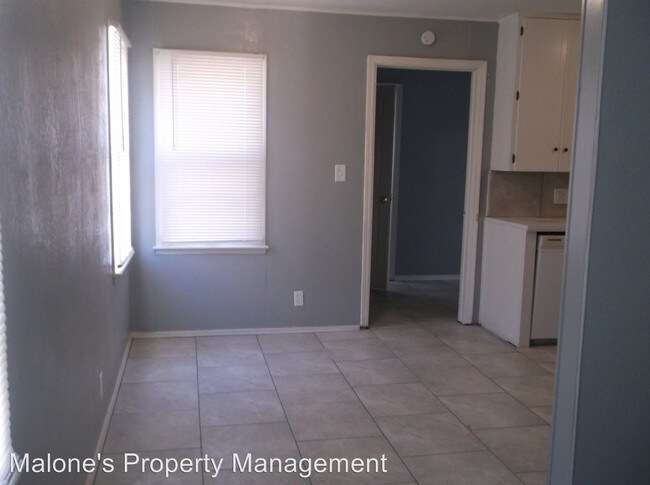 Building Photo - 4 br, 1.5 bath House - 4205 SE 26
