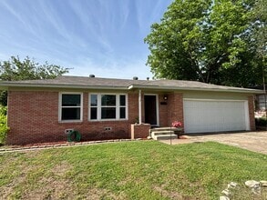 Building Photo - 5412 Sabelle Ln