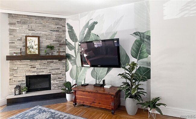 Foto del edificio - 836 Richmond Ave