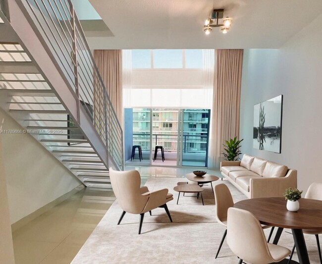 Foto del edificio - 60 SW 13th St
