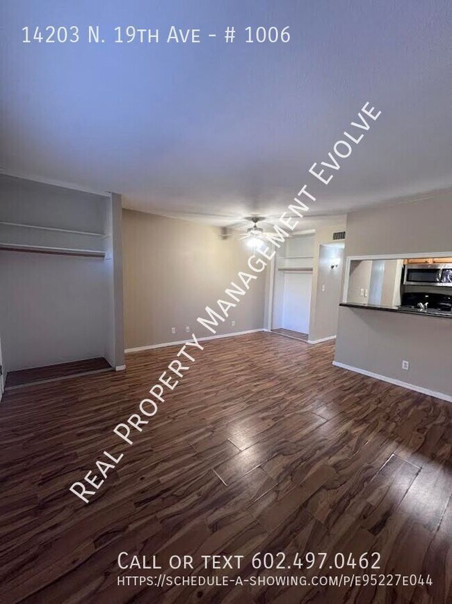 Foto del edificio - 14203 N 19th Ave