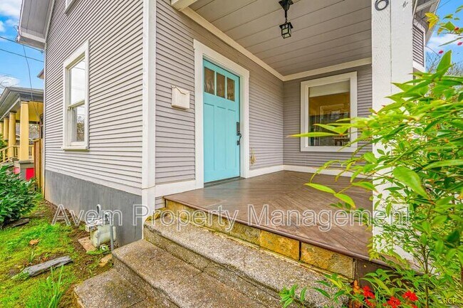 Foto del edificio - 626 NE Russell St