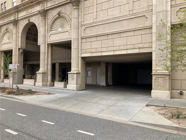 Building Photo - 300 W 11th Ave