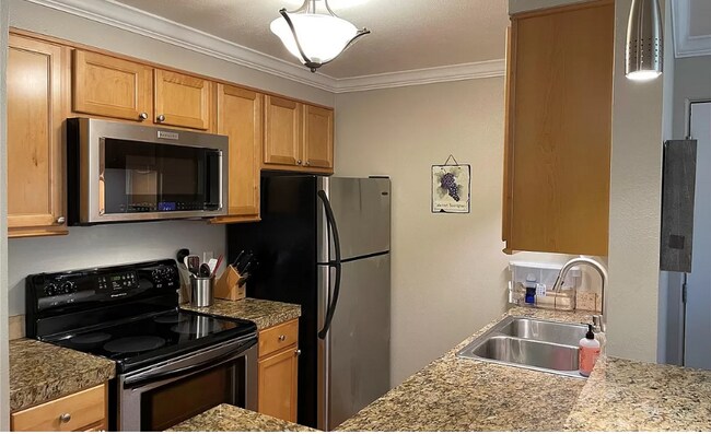 Kitchen 1 - 10 N Ogden St