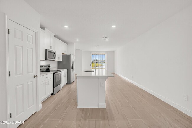 Foto del edificio - 225 Links Ter Blvd