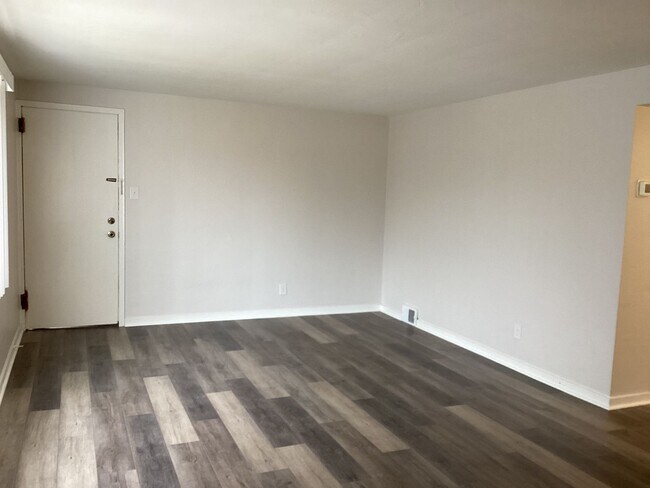 Foto del edificio - 2934 Clermont Ave