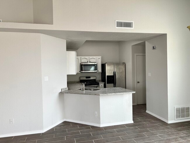 Building Photo - 3628 Tierra Alba Dr
