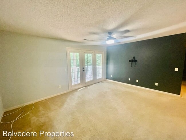 Building Photo - 2 br, 2 bath House - 2612 Guyer Street #2C