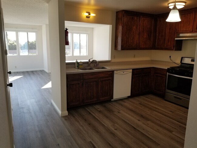 Building Photo - 2623 S El Camino Real