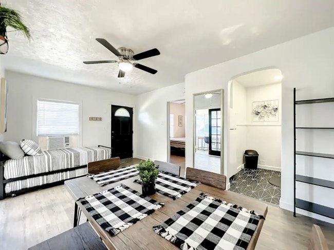 Photo - 1829 Hollenbeck Dr Apartment